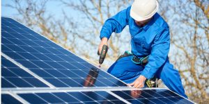 Installation Maintenance Panneaux Solaires Photovoltaïques à Denevre